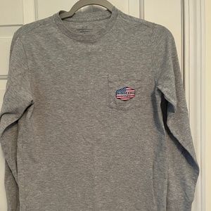 Vineyard vines boys tshirt LS large